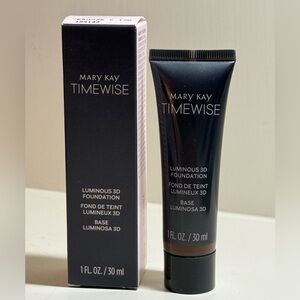 Mary Kay TimeWise Luminous 3D Foundation - Bronze C 170
